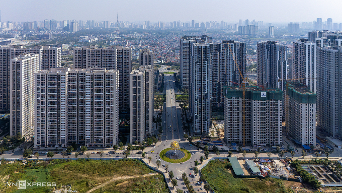 Nghịch lý chung cư mới đua tăng giá dù hàng chuyển nhượng giảm nhiệt